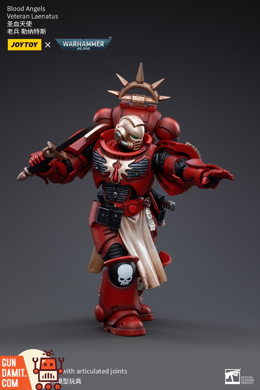 JoyToy 1/18 Blood Angels Veteran Laenatus front view in red power armor JoyToy 1/18 Blood Angels Veteran Laenatus front view in red power armor