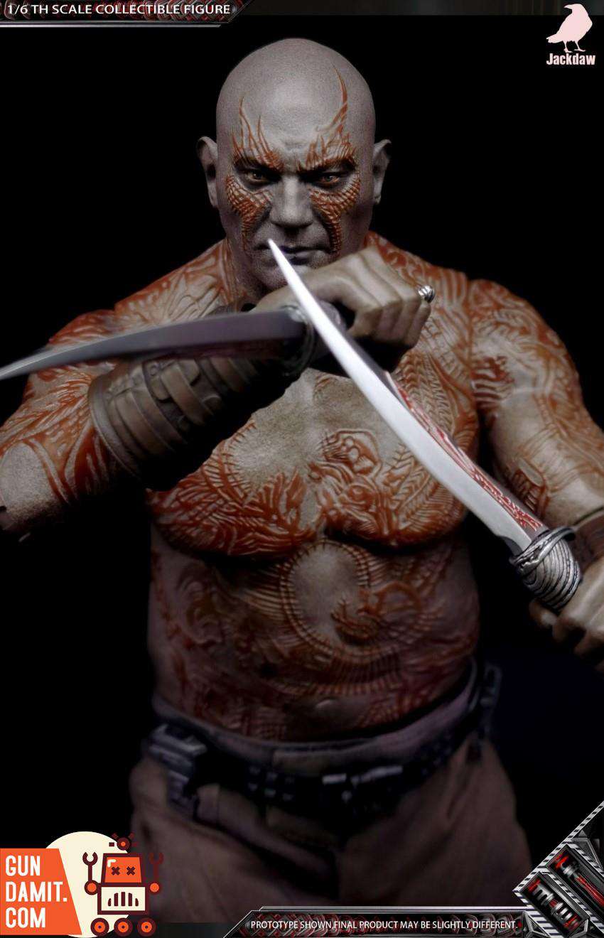 Torturer X 1/6 figure close-up on head sculpt showing scars and facial details Torturer X 1/6 figure close-up on head sculpt showing scars and facial details