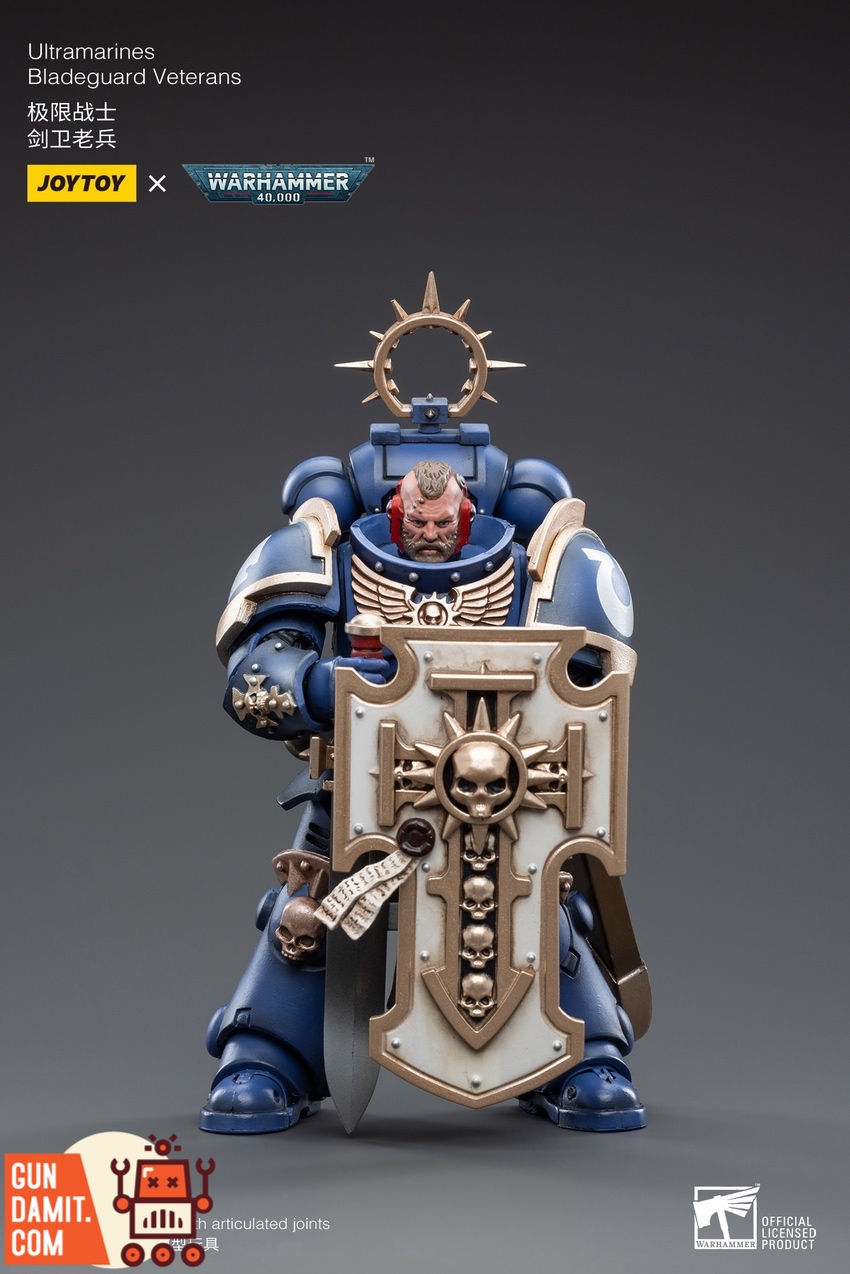 JoyToy 1/18 Ultramarines Bladeguard Veterans front view with storm shield and power sword JoyToy 1/18 Ultramarines Bladeguard Veterans front view with storm shield and power sword