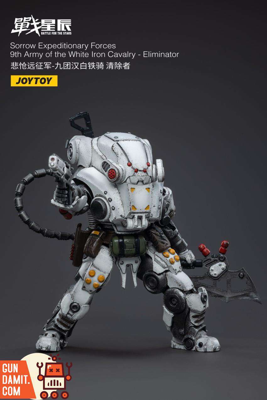 JoyToy 1/18 Dark Source White Iron Cavalry Eliminator front view in white armor JoyToy 1/18 Dark Source White Iron Cavalry Eliminator front view in white armor