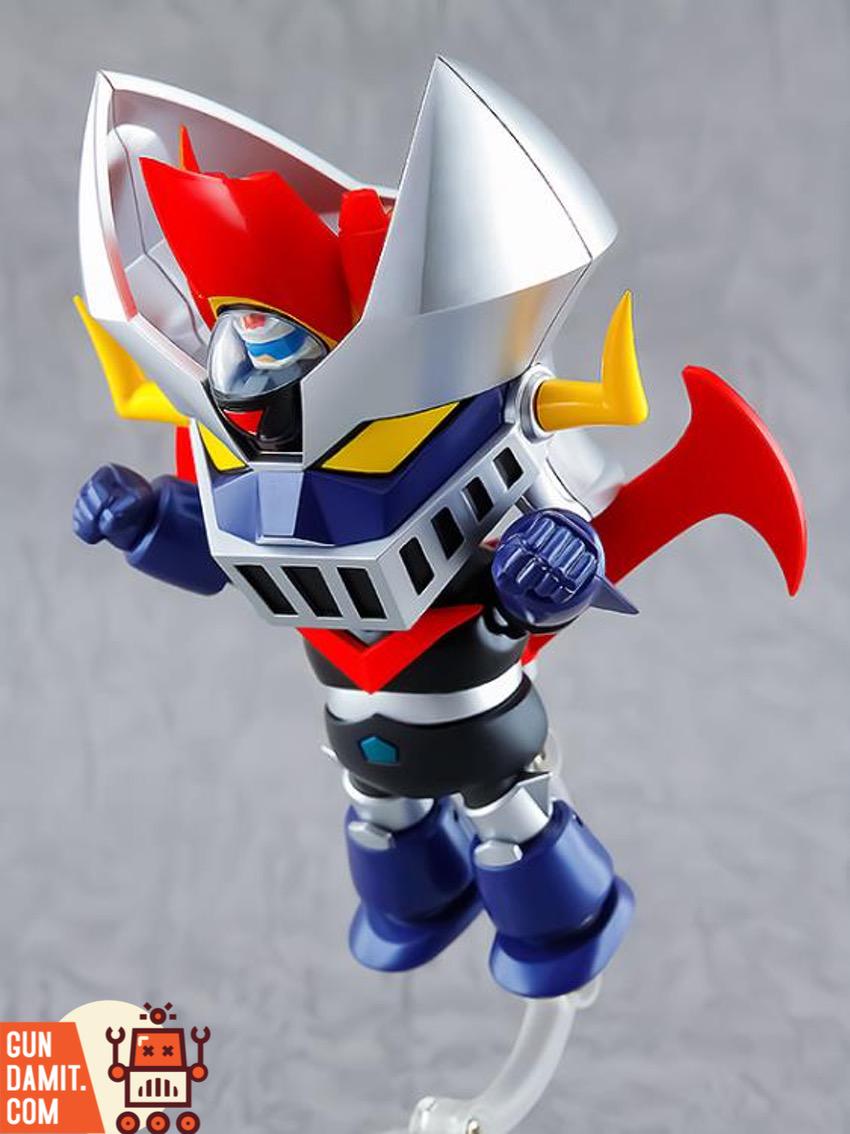 Nendoroid Great Mazinger side profile showing super deformed proportions Nendoroid Great Mazinger side profile showing super deformed proportions