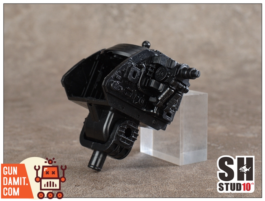 Gouf resin frame kit close-up of hand parts in different grip configurations Gouf resin frame kit close-up of hand parts in different grip configurations