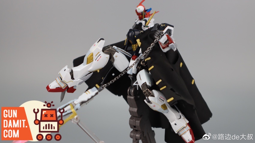 HeiXiu MB Crossbone X-1 rear angle showing butterfly wing binders HeiXiu MB Crossbone X-1 rear angle showing butterfly wing binders