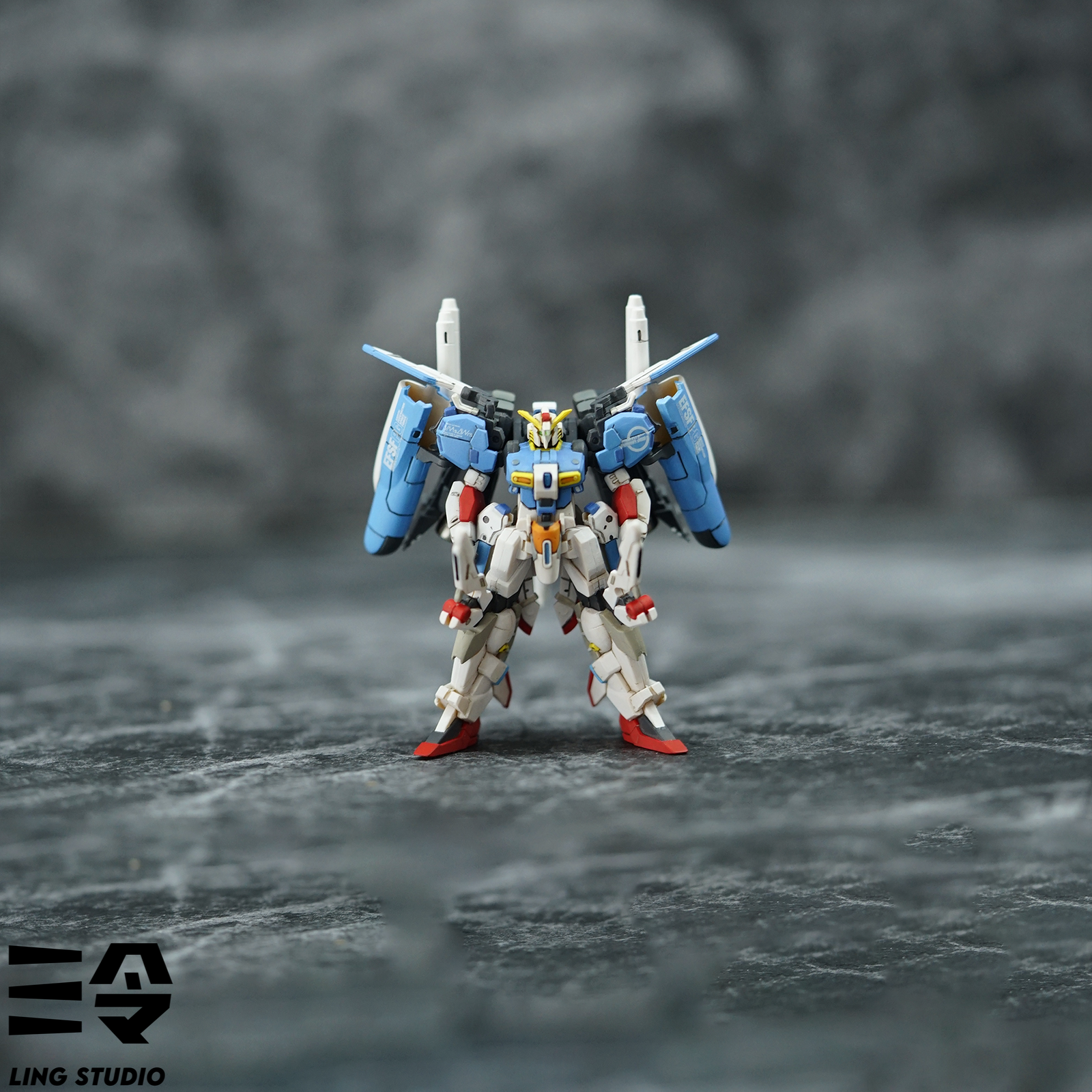 Ling Studio MSA-0011 Ex-S Gundam side profile with booster packs Ling Studio MSA-0011 Ex-S Gundam side profile with booster packs