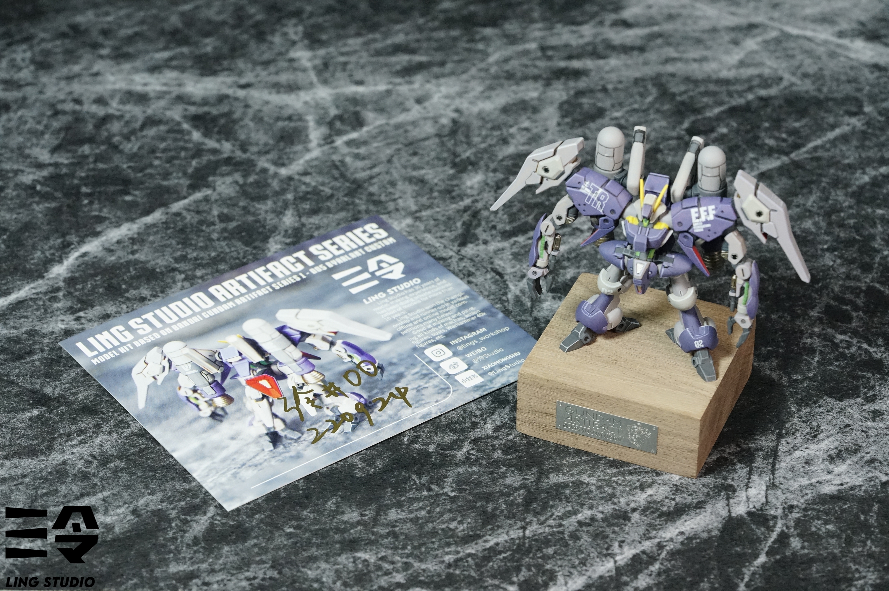 Byarlant Custom Gundam Artifact packaging and contents Byarlant Custom Gundam Artifact packaging and contents