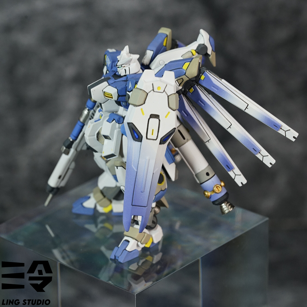 Gundam Artifact Hi-Nu miniature side profile with beam rifle and shield Gundam Artifact Hi-Nu miniature side profile with beam rifle and shield