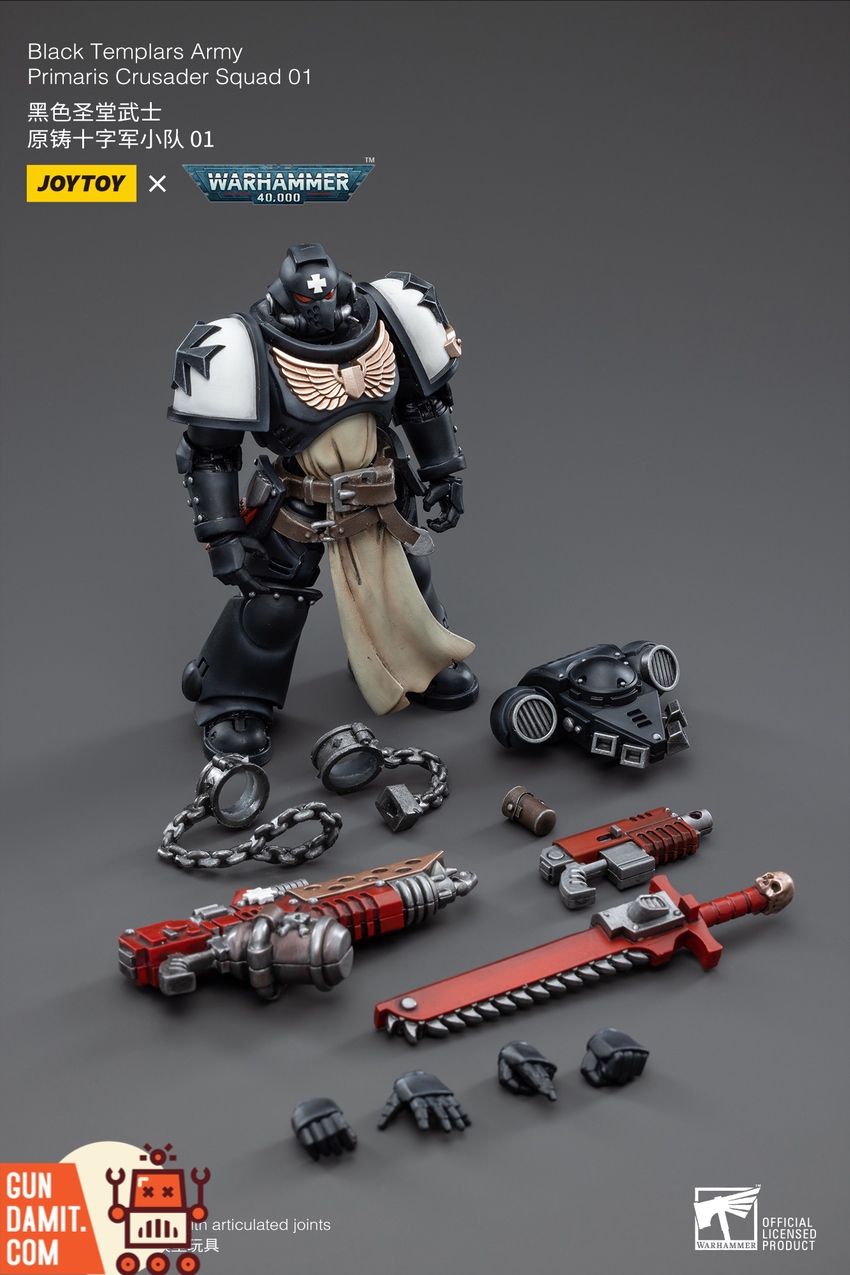 JoyToy Black Templars rear armor detail with cross insignia JoyToy Black Templars rear armor detail with cross insignia