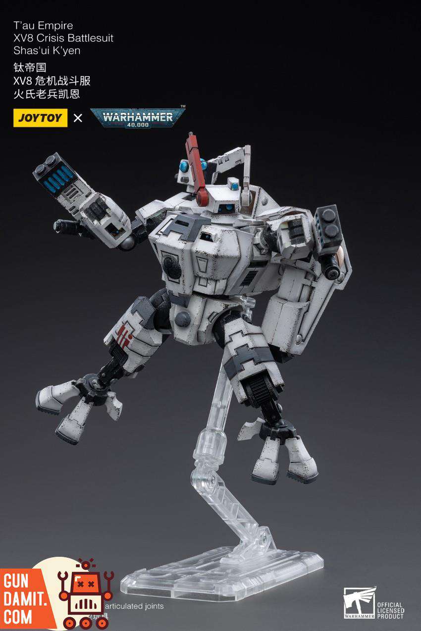 JoyToy WH40K Tau Crisis Battlesuit K'yen on display stand JoyToy WH40K Tau Crisis Battlesuit K'yen on display stand