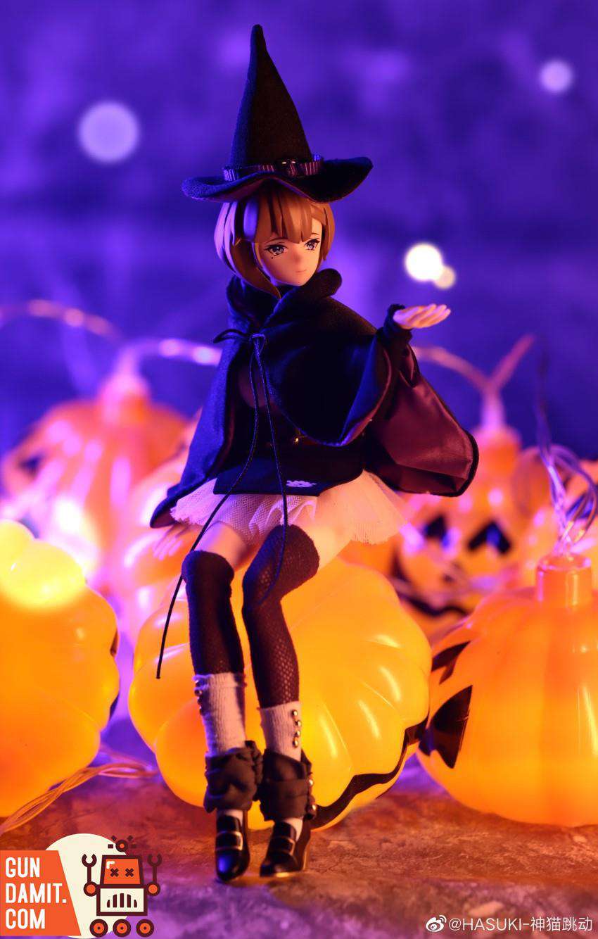 HASUKI wizard hat and cloak set on figure body demonstration HASUKI wizard hat and cloak set on figure body demonstration