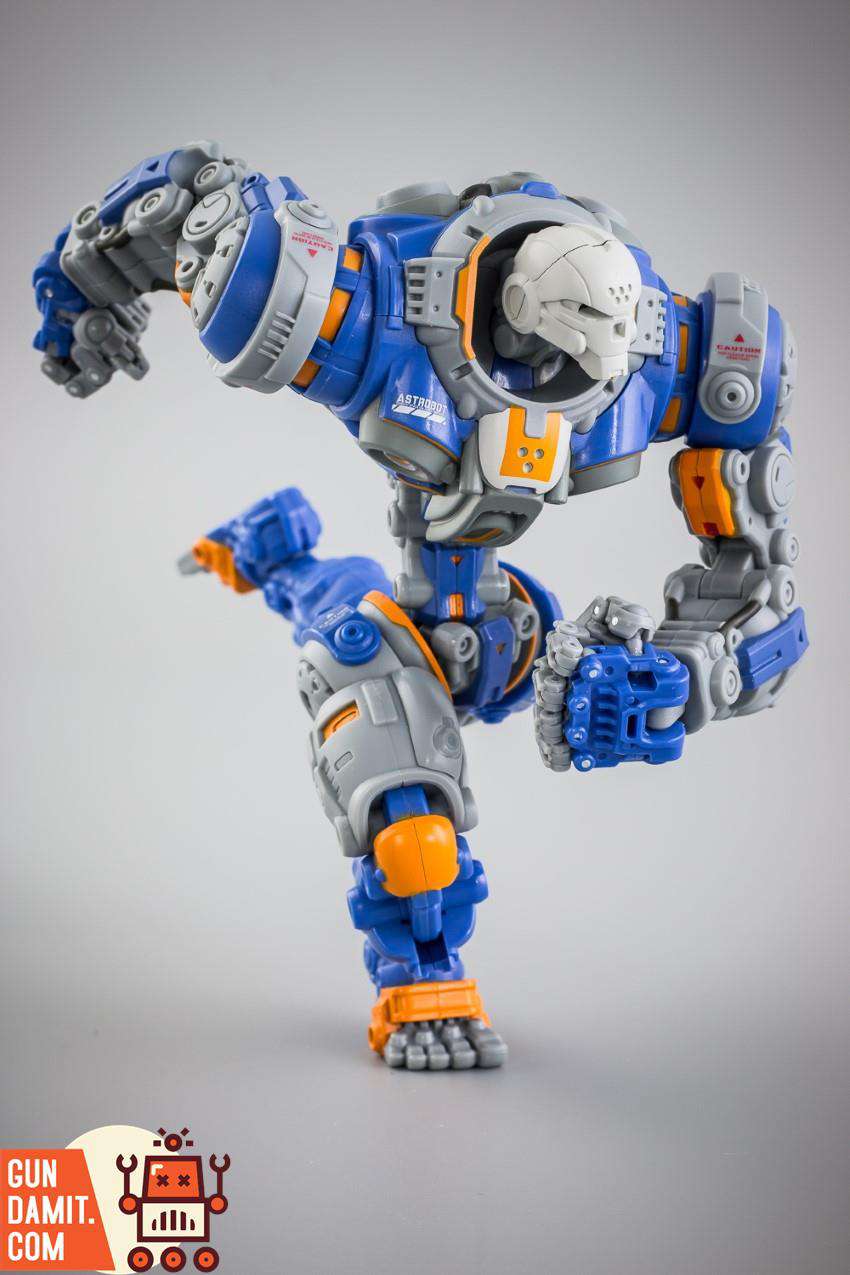 Toy Notch Apollo robot interchangeable hands close-up Toy Notch Apollo robot interchangeable hands close-up
