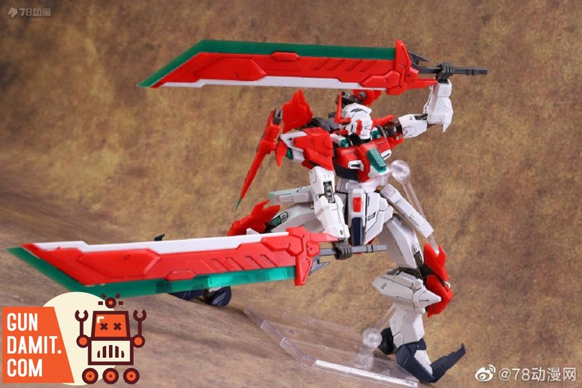 HunShang Sword Battle Shadow red version wielding large dual swords in action pose HunShang Sword Battle Shadow red version wielding large dual swords in action pose