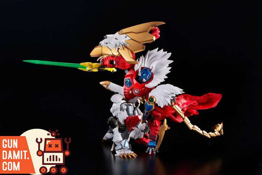 Flame Toys Furai Action Leo Prime with energy sword and lion armor Flame Toys Furai Action Leo Prime with energy sword and lion armor