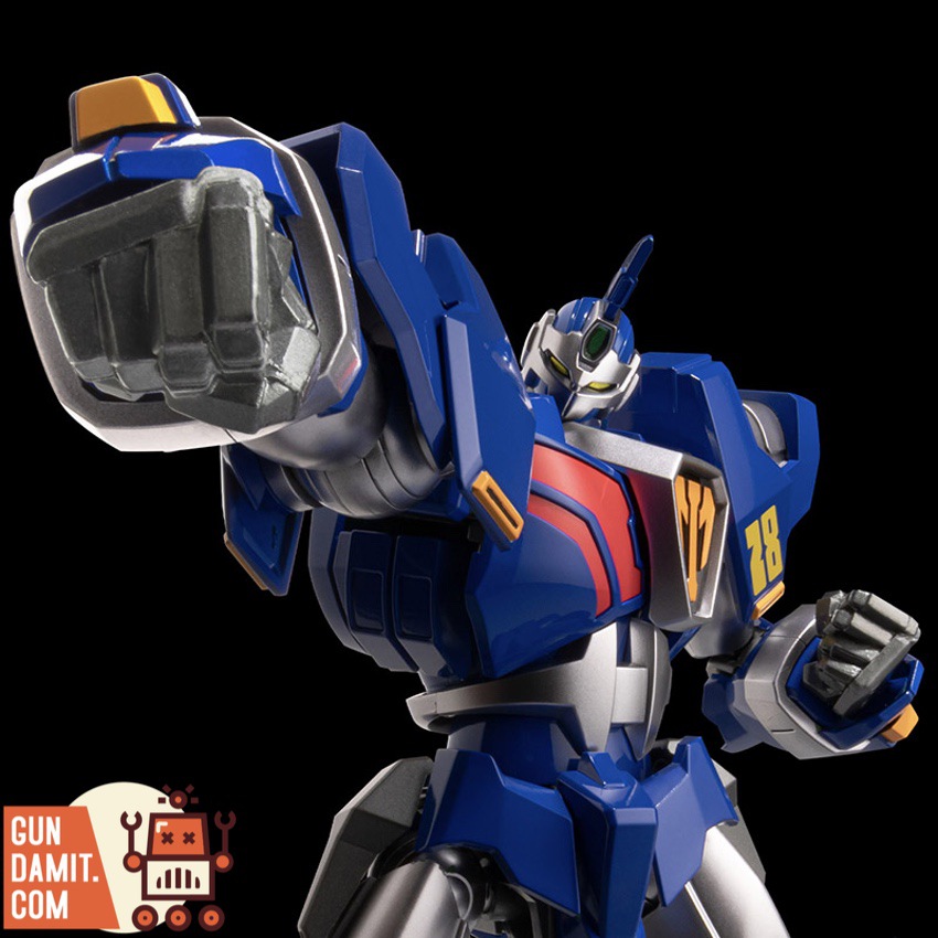 Sentinel Riobot Tetsujin 28 FX front view showing classic super robot design Sentinel Riobot Tetsujin 28 FX front view showing classic super robot design