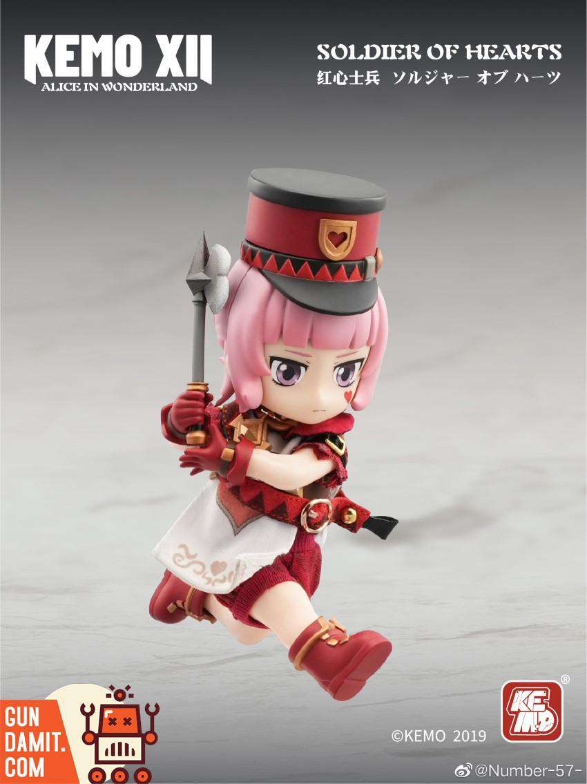 Kemo XII Alice in Wonderland Soldier action pose with spear Kemo XII Alice in Wonderland Soldier action pose with spear