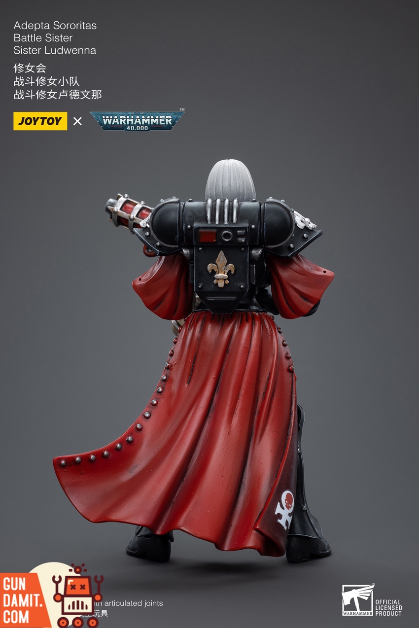 JoyToy Battle Sister Ludwenna side angle showing black armor and red robes JoyToy Battle Sister Ludwenna side angle showing black armor and red robes