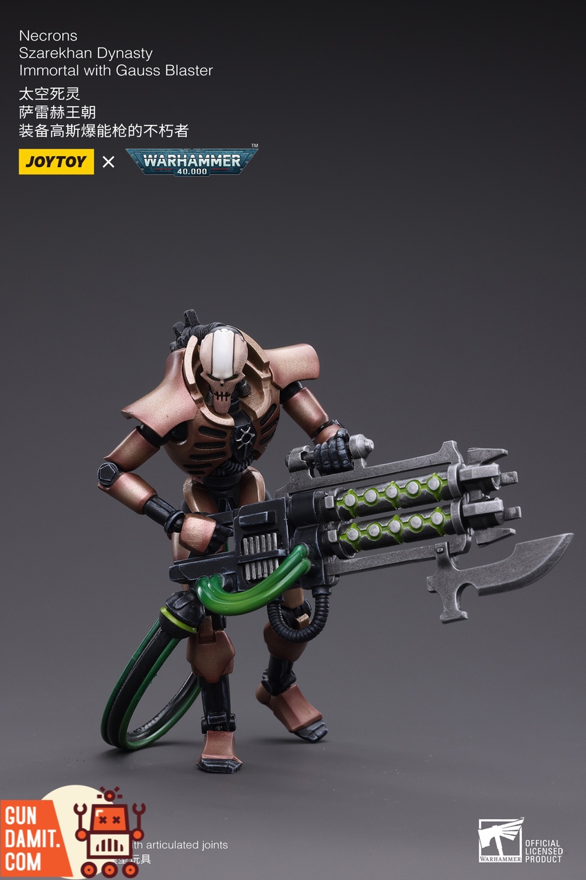 JoyToy WH40K Necrons Immortal rear view showing mechanical spine detail JoyToy WH40K Necrons Immortal rear view showing mechanical spine detail