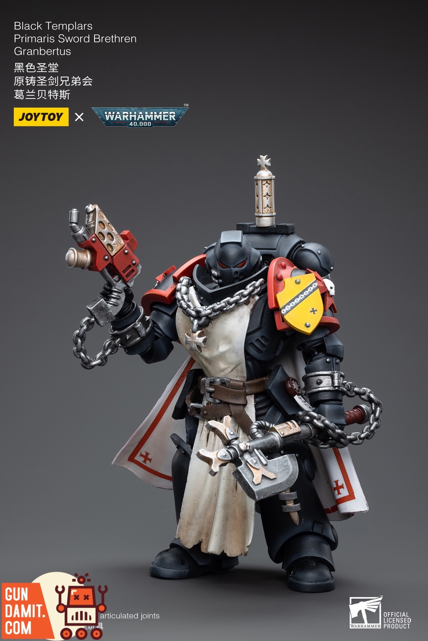 JoyToy WH40K Granbertus rear view showing backpack and crusade markings JoyToy WH40K Granbertus rear view showing backpack and crusade markings