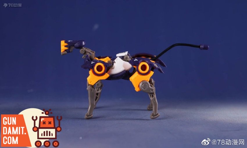 Earnestcore Craft RB-17S Sea Wolf companion robot dog in purple and orange color scheme Earnestcore Craft RB-17S Sea Wolf companion robot dog in purple and orange color scheme
