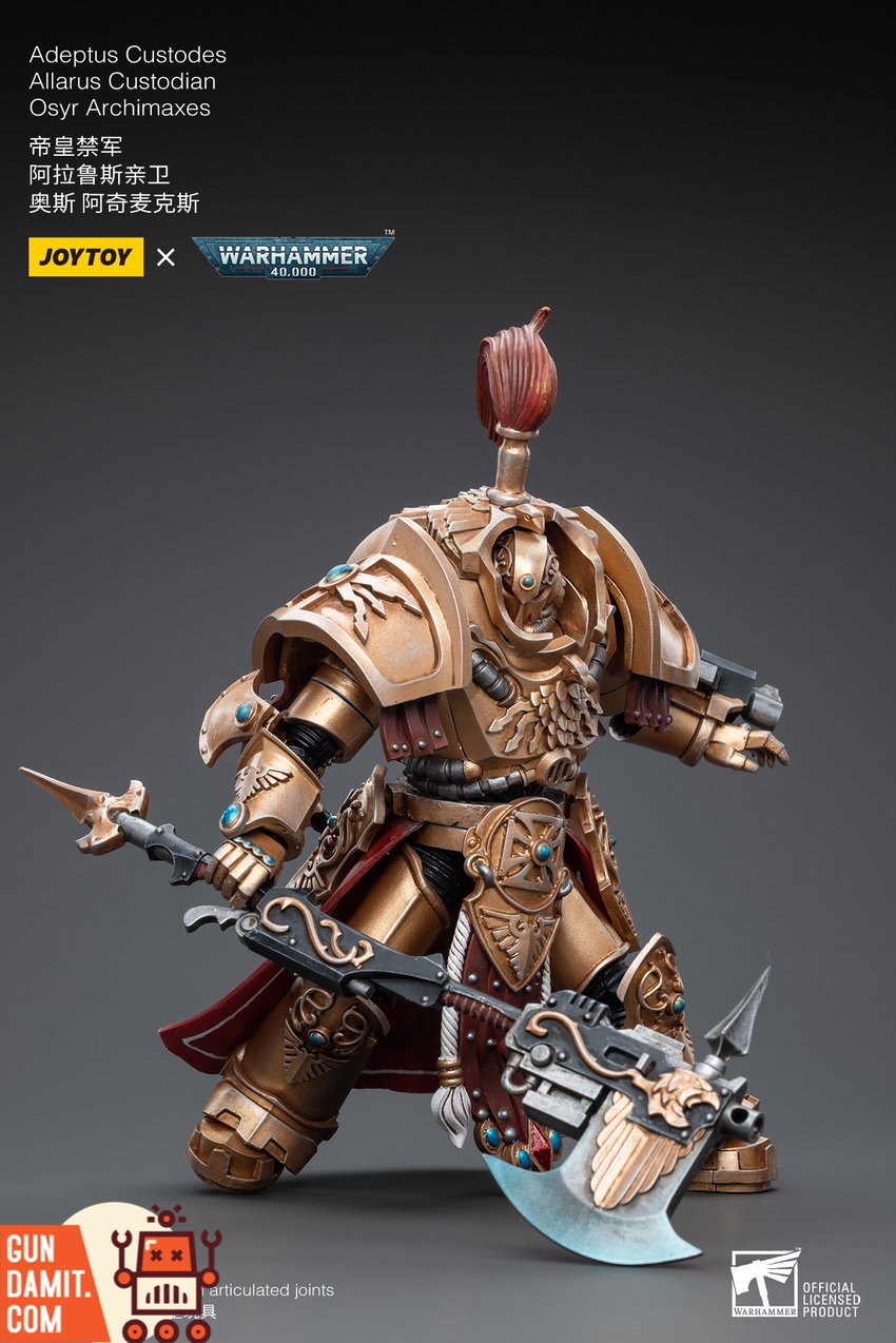 JoyToy WH40K Adeptus Custodes Osyr rear view showing cape and backpack JoyToy WH40K Adeptus Custodes Osyr rear view showing cape and backpack