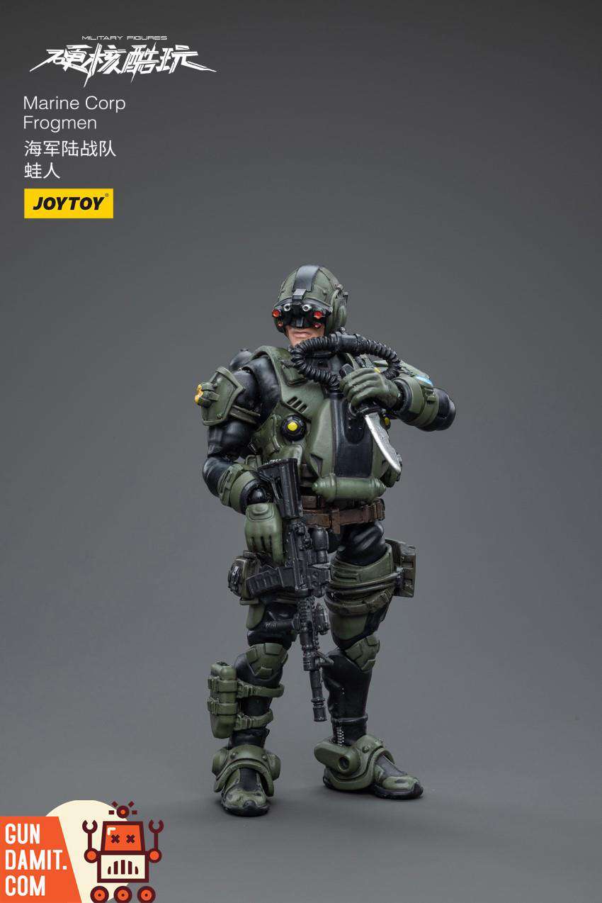 JoyToy 1/18 Frogmen action pose with harpoon weapon aimed JoyToy 1/18 Frogmen action pose with harpoon weapon aimed