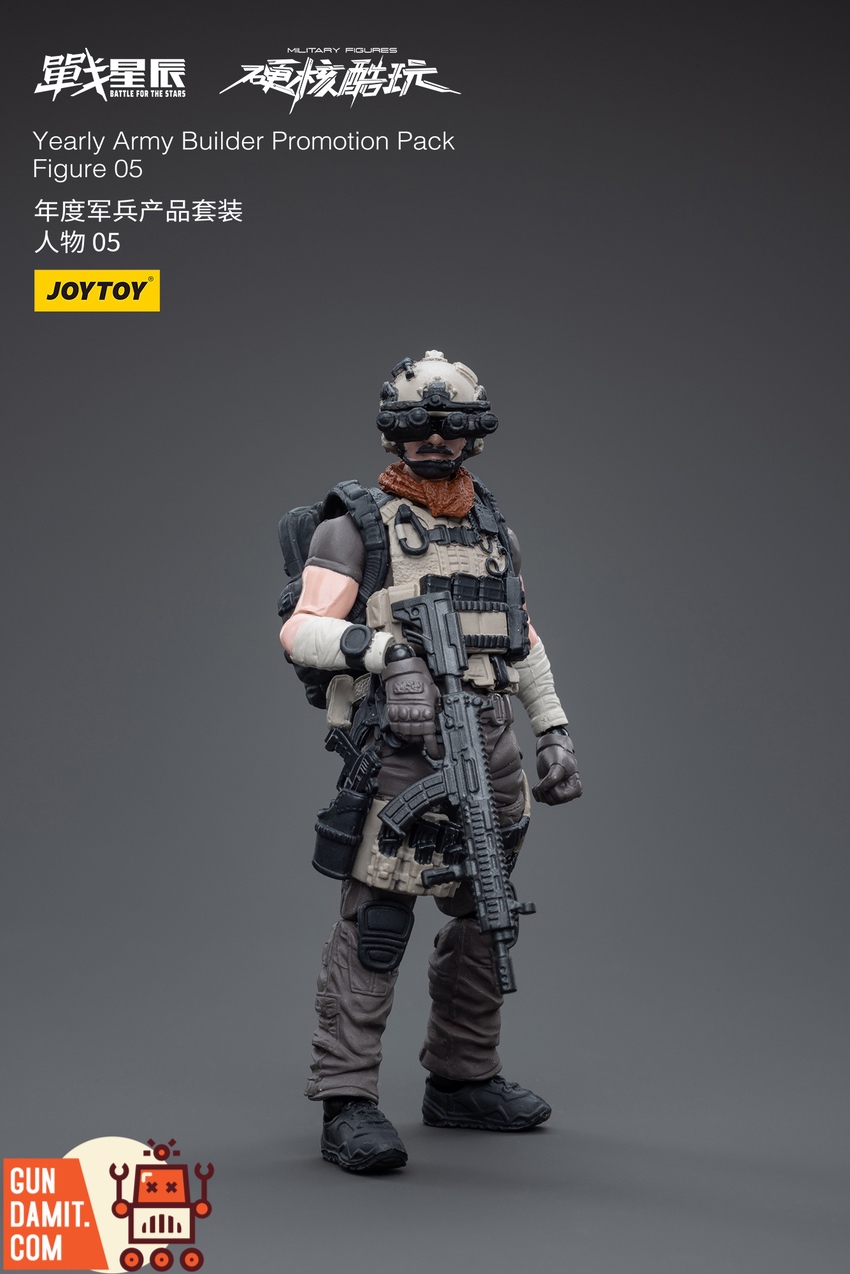 JoyToy Promotion Pack Figure 05 full accessory spread with weapons and hands JoyToy Promotion Pack Figure 05 full accessory spread with weapons and hands