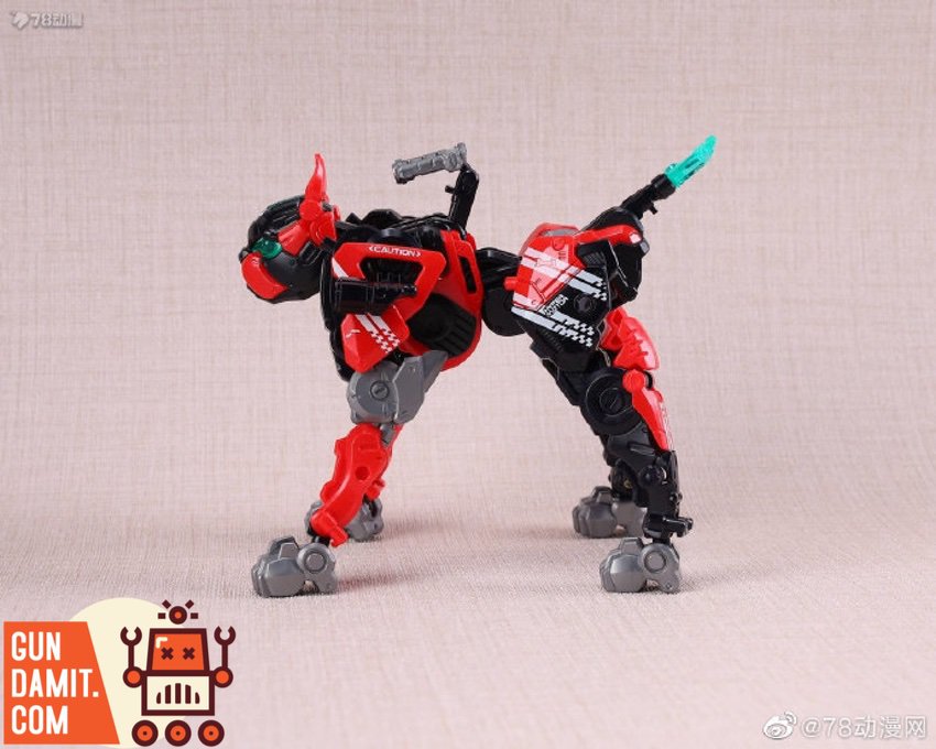 52Toys BeastBox BB-51D Clawde alternate transformation mode display 52Toys BeastBox BB-51D Clawde alternate transformation mode display