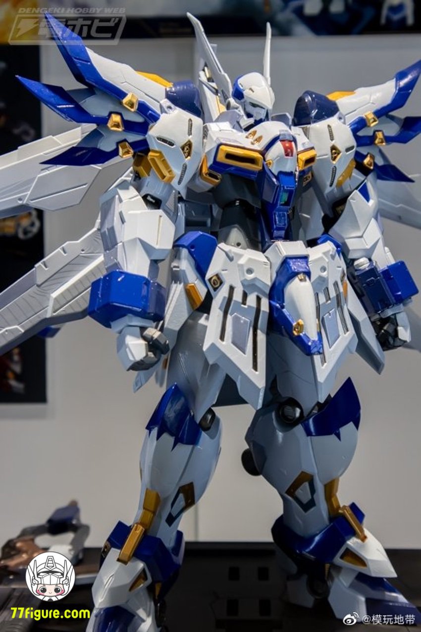 Weissritter Super Robot Wars figure rear view Weissritter Super Robot Wars figure rear view