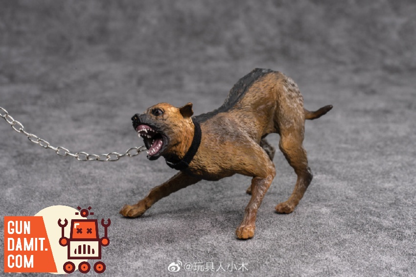 World Box 1/6 Downtown Union Smuggler guard dog with chain accessory World Box 1/6 Downtown Union Smuggler guard dog with chain accessory