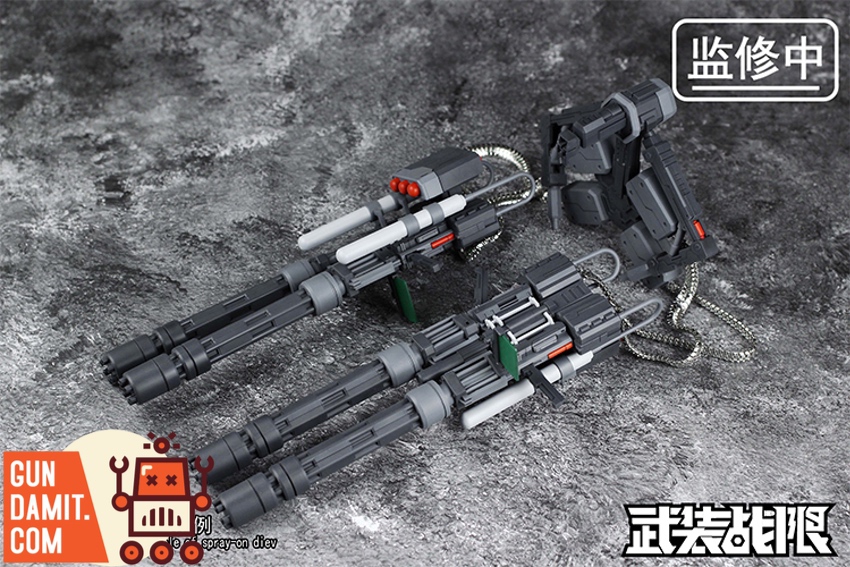 1/100 MG Sazabi with Vulcan Gatling Gun installed rear view 1/100 MG Sazabi with Vulcan Gatling Gun installed rear view