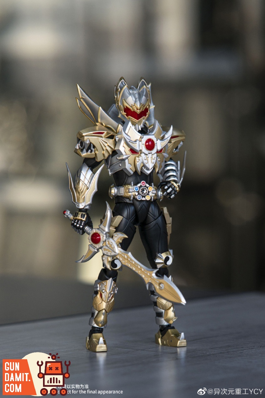 Degenerator Industry DI-AH-10 Armor Hero Emperor 1/12 figure with sword and gold armor Degenerator Industry DI-AH-10 Armor Hero Emperor 1/12 figure with sword and gold armor