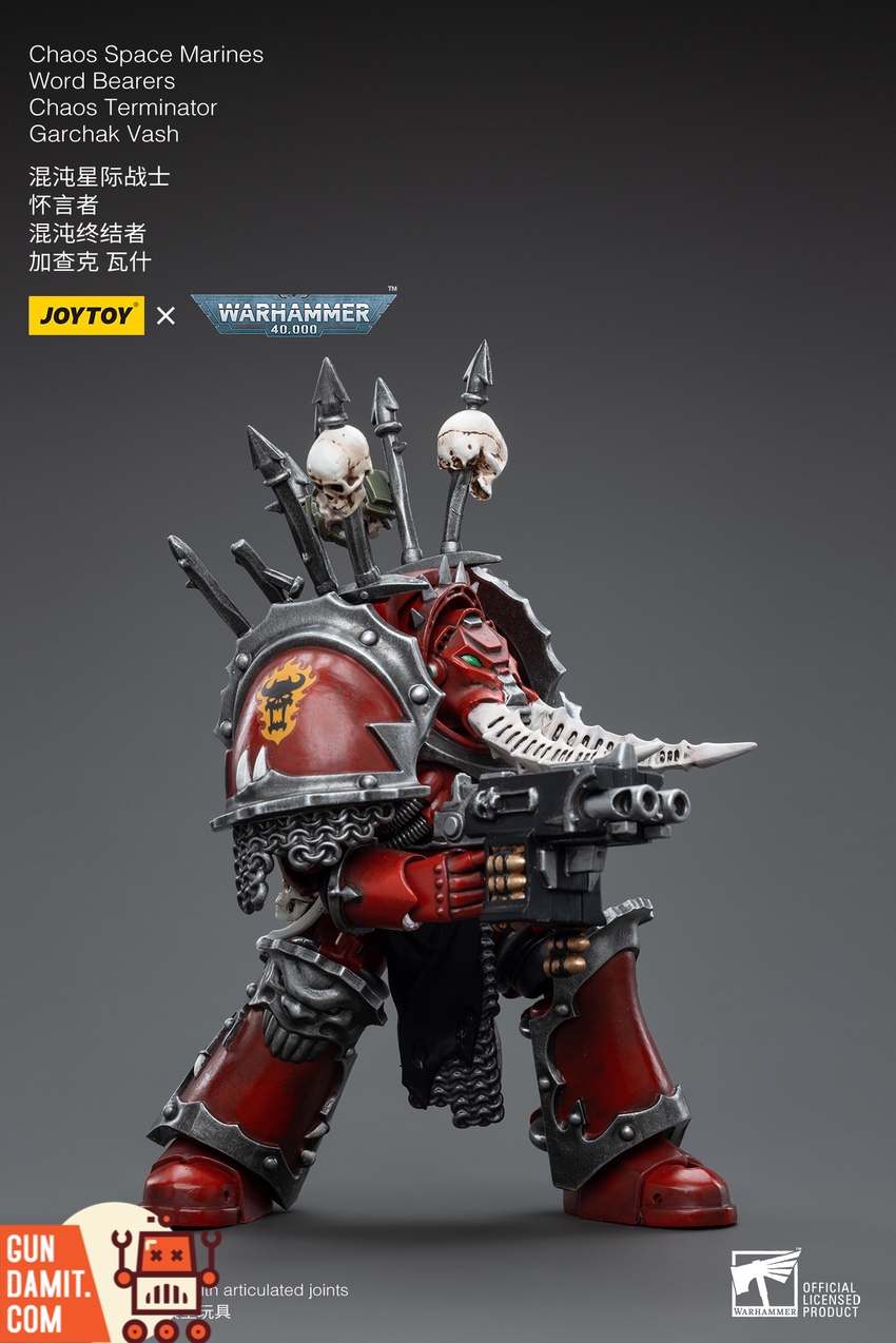 Word Bearers Chaos Terminator rear angle showing skull trophies and red armor Word Bearers Chaos Terminator rear angle showing skull trophies and red armor