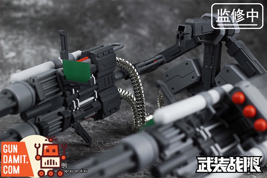 Gatling gun upgrade kit mounted on MG Sazabi backpack full assembly view Gatling gun upgrade kit mounted on MG Sazabi backpack full assembly view