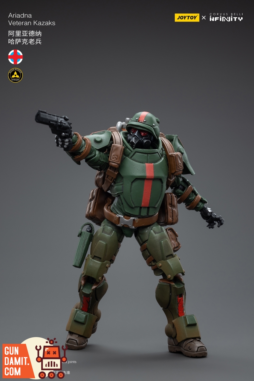 JoyToy Ariadna Veteran Kazaks heavy armor figure close-up JoyToy Ariadna Veteran Kazaks heavy armor figure close-up