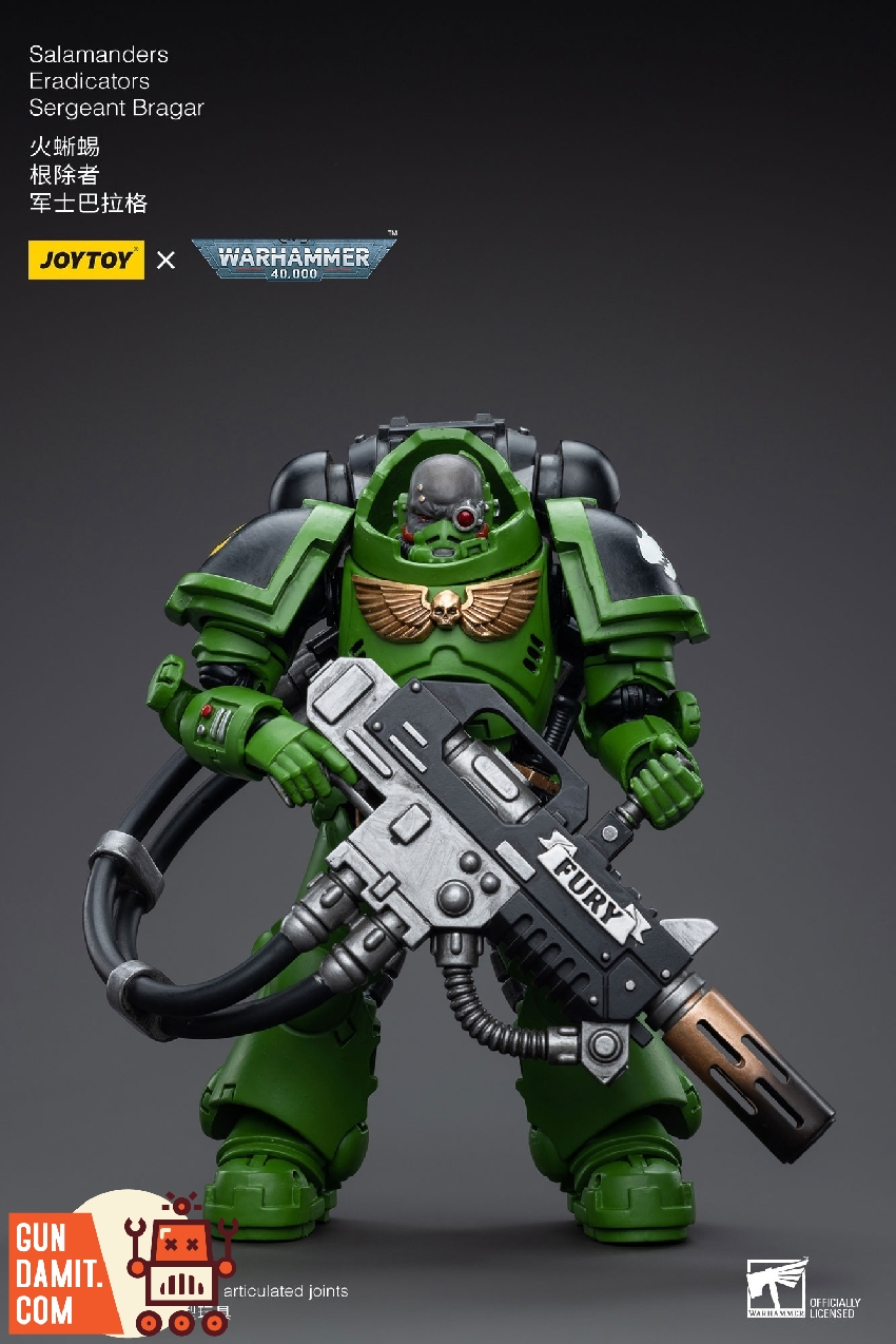 JoyToy 1/18 Warhammer 40K Salamanders Eradicators Sergeant Bragar green power armor with melta rifle JoyToy 1/18 Warhammer 40K Salamanders Eradicators Sergeant Bragar green power armor with melta rifle