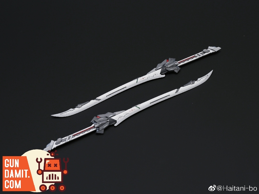Dual katana sword weapons for LabZero Barbatos Lupus Rex resin kit Dual katana sword weapons for LabZero Barbatos Lupus Rex resin kit