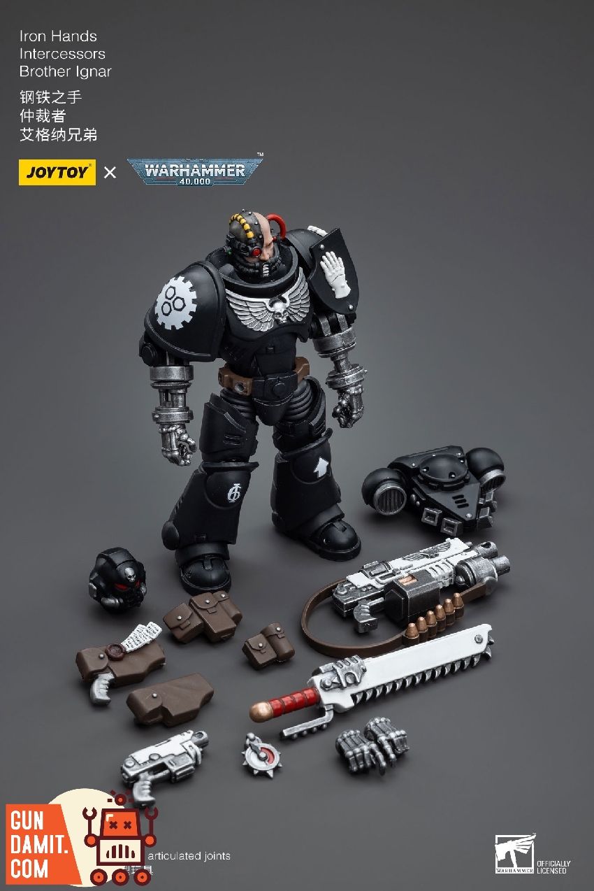 Complete accessories layout for Brother Ignar including figure, backpack, helmet, bolt rifle, chainsword, pouches, and interchangeable hands Complete accessories layout for Brother Ignar including figure, backpack, helmet, bolt rifle, chainsword, pouches, and interchangeable hands