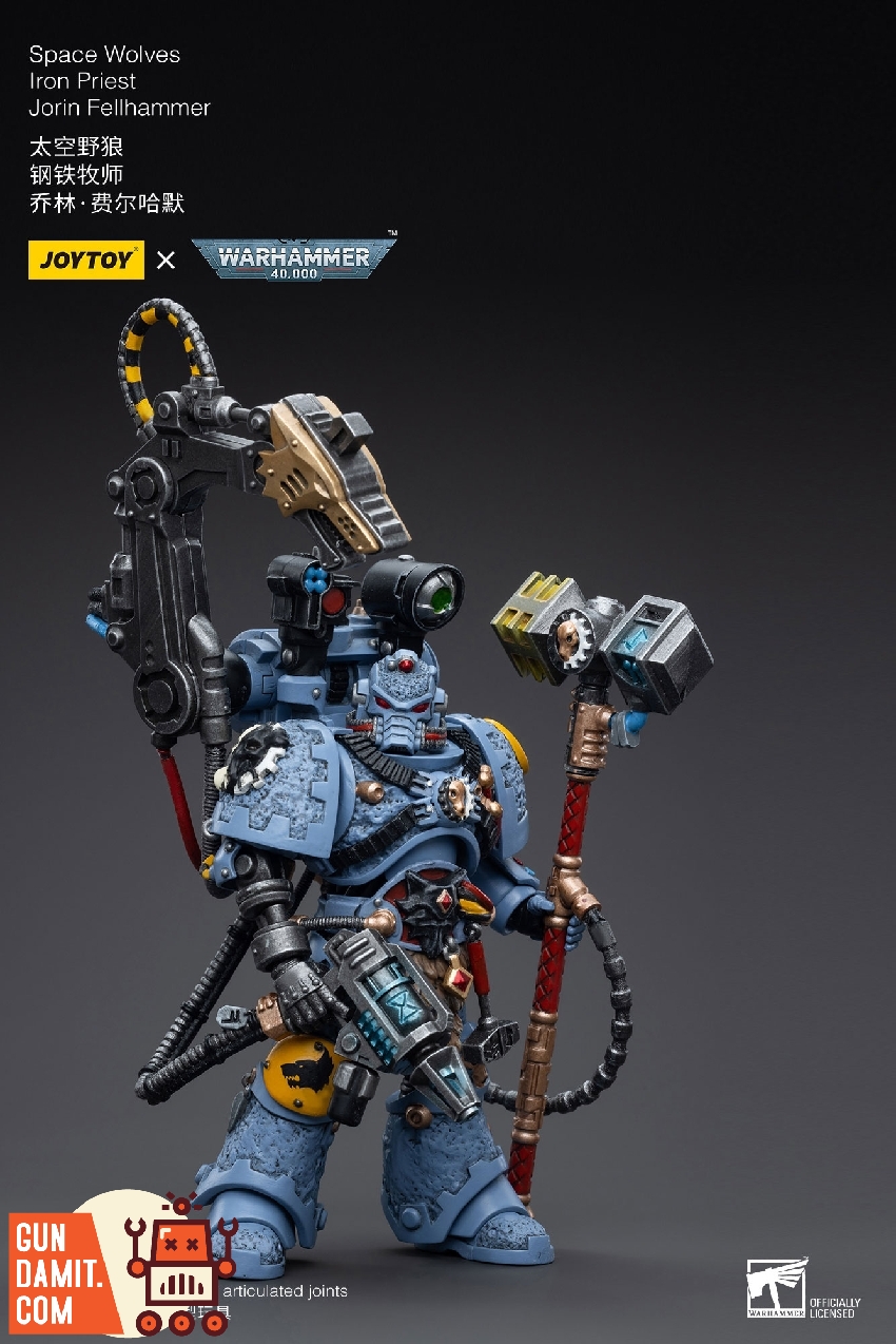 JoyToy 1/18 Warhammer 40K Space Wolves Iron Priest Jorin Fellhammer with servo-arm JoyToy 1/18 Warhammer 40K Space Wolves Iron Priest Jorin Fellhammer with servo-arm
