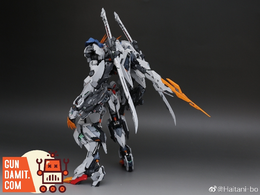 LabZero 1/100 Gundam Barbatos Lupus Rex 2.0 rear view with tail blade weapon LabZero 1/100 Gundam Barbatos Lupus Rex 2.0 rear view with tail blade weapon