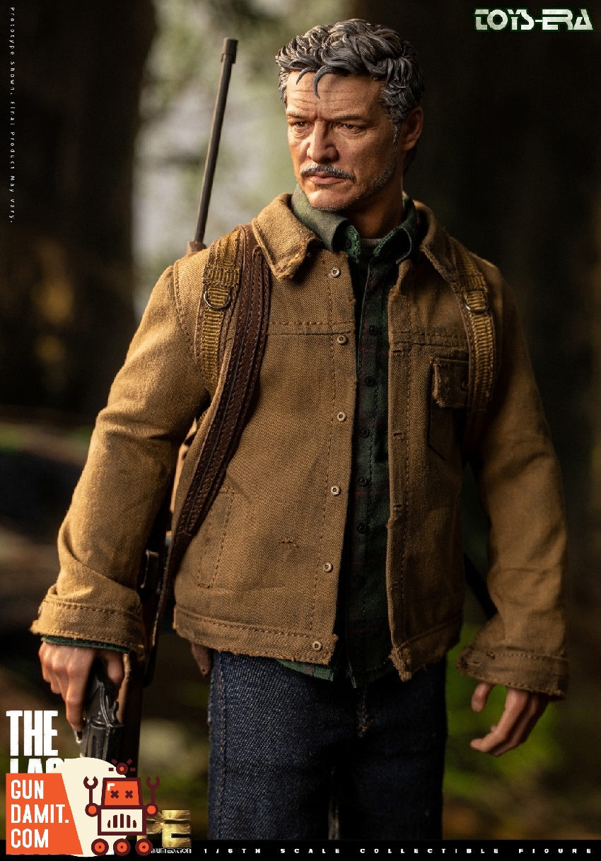 Toys Era PE015 The Last Father 1/6 figure full body standing in forest wearing tan jacket with rifle on shoulder Toys Era PE015 The Last Father 1/6 figure full body standing in forest wearing tan jacket with rifle on shoulder