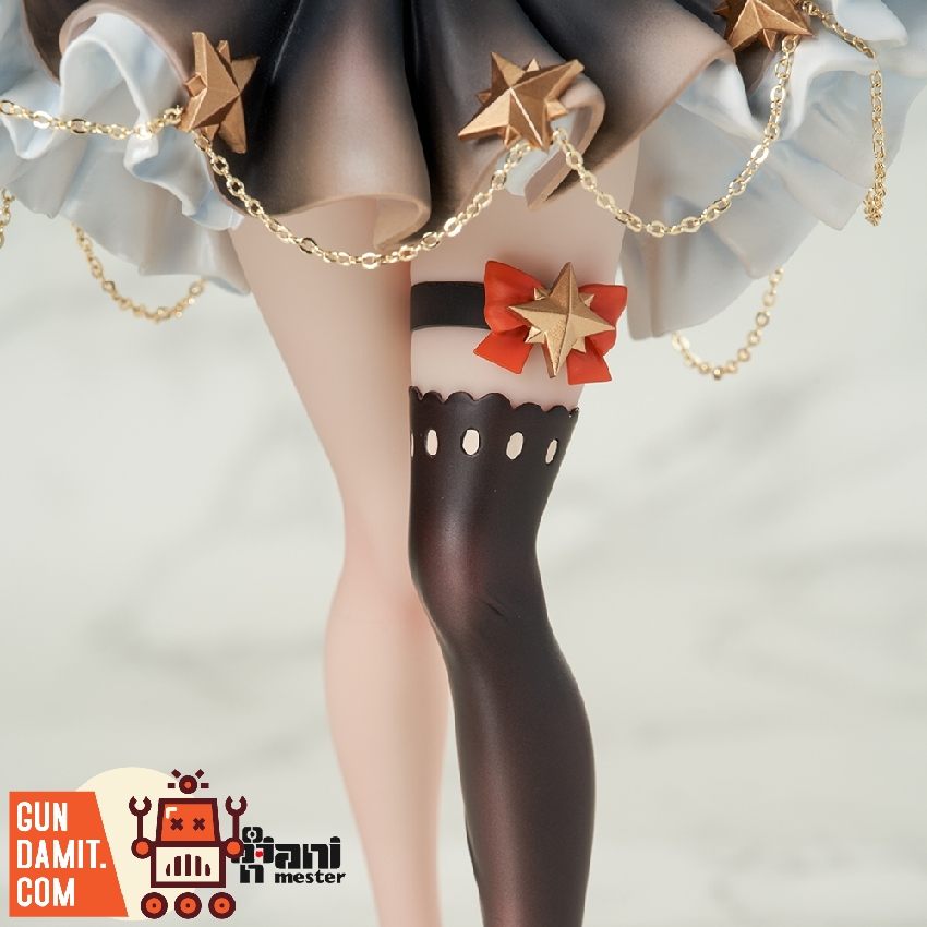 Animester Whale Girl Sister Normal Version figure on round black base Animester Whale Girl Sister Normal Version figure on round black base