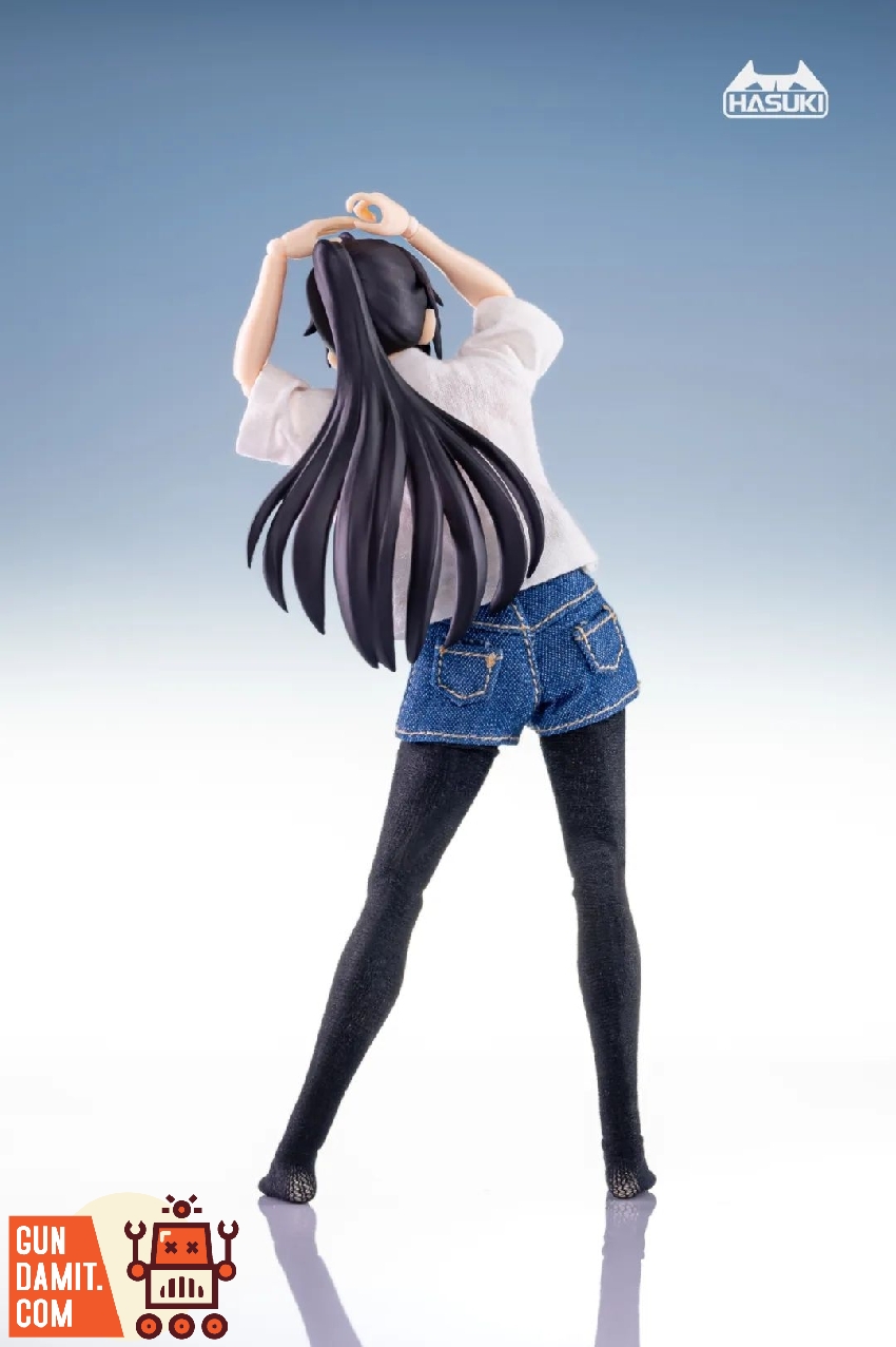 HASUKI CS008 T-shirt and shorts set on figure side view HASUKI CS008 T-shirt and shorts set on figure side view