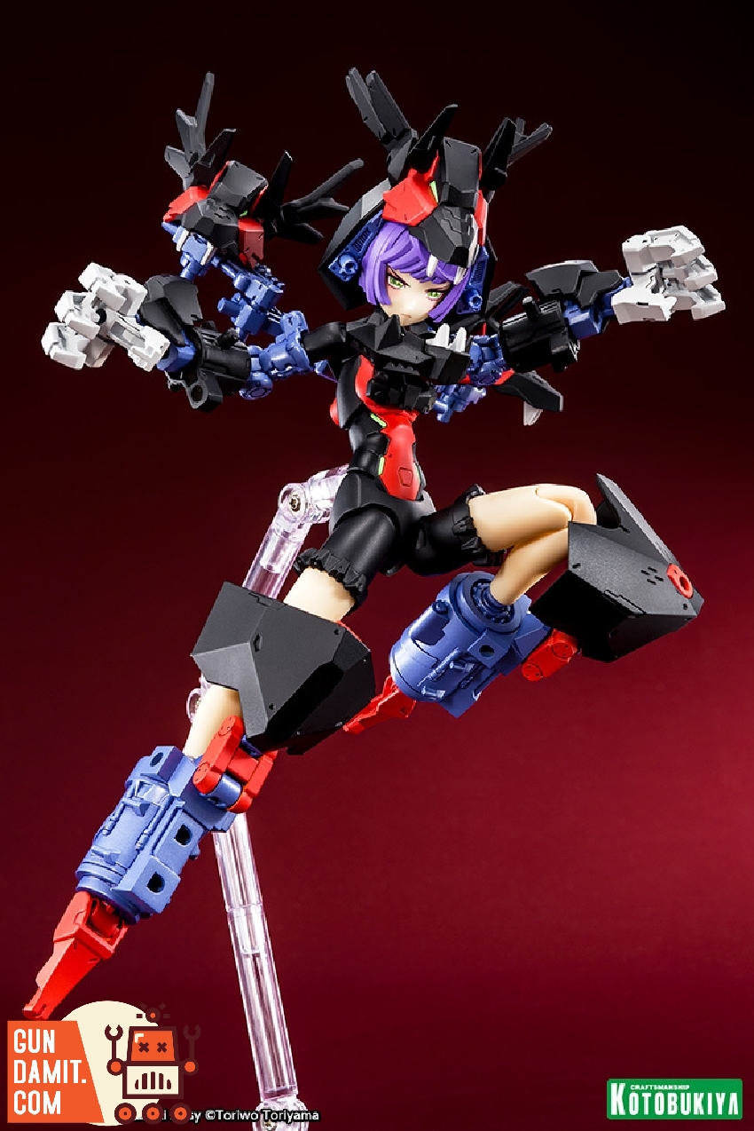 Kotobukiya Grandma weapons and accessories layout Kotobukiya Grandma weapons and accessories layout