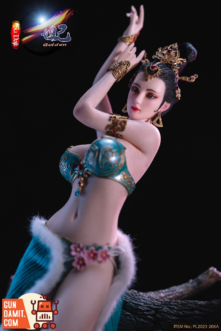 Su Daji Golden Version full body front view in teal outfit with pink flower accents and fur trim Su Daji Golden Version full body front view in teal outfit with pink flower accents and fur trim