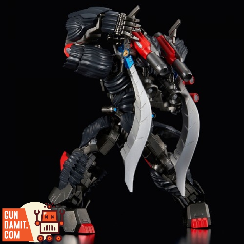 Side profile of Optimus Primal showing curved blade weapons mounted on back with fur-like textures Side profile of Optimus Primal showing curved blade weapons mounted on back with fur-like textures