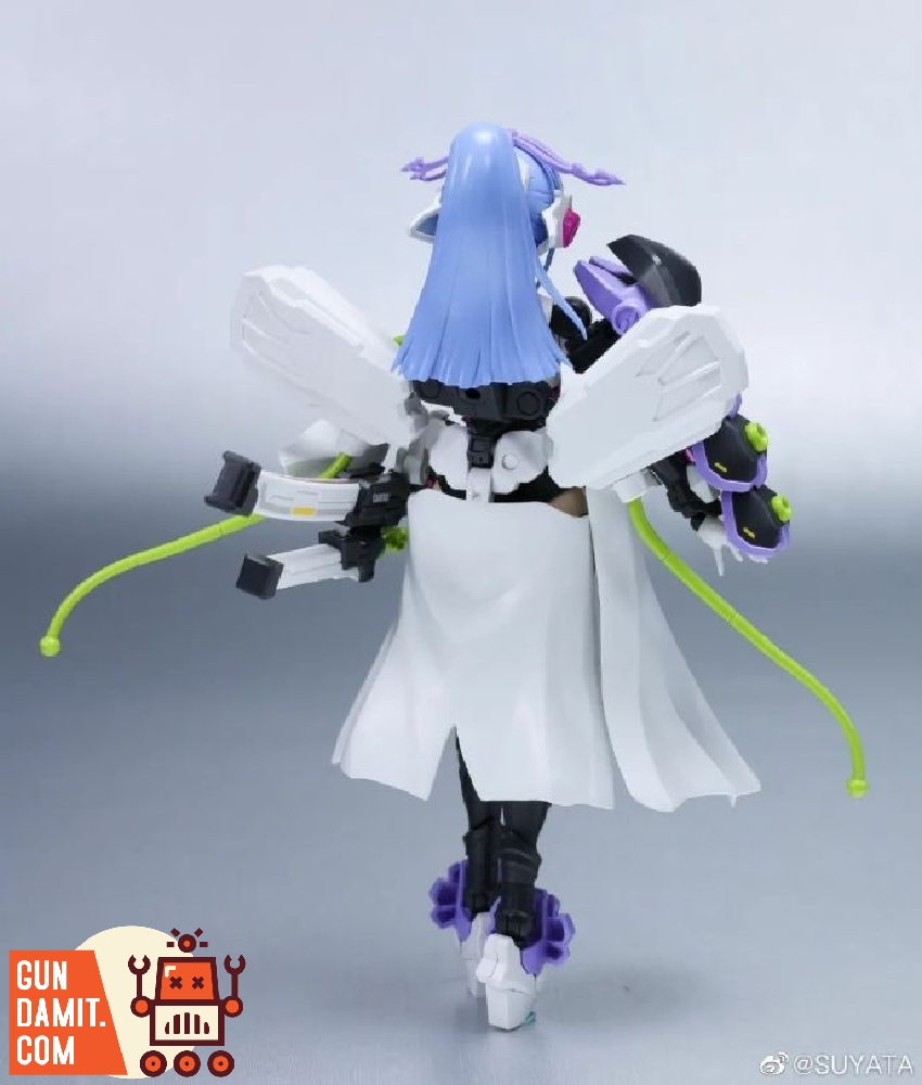 Suyata Yukihime rear view showing blue hair and white cape detail Suyata Yukihime rear view showing blue hair and white cape detail
