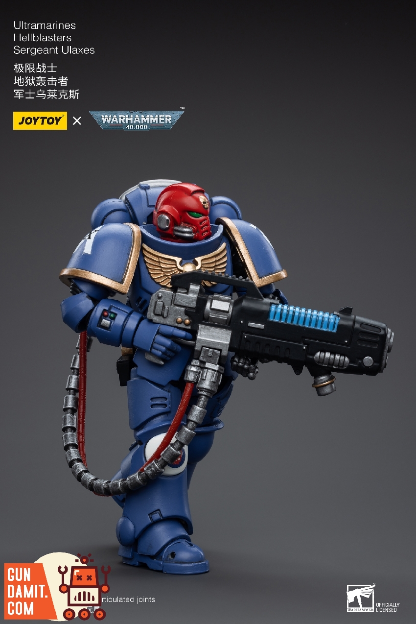Complete accessories layout for Sergeant Ulaxes with figure, weapons, helmet, backpack, and interchangeable hands Complete accessories layout for Sergeant Ulaxes with figure, weapons, helmet, backpack, and interchangeable hands
