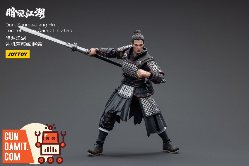Dark Source Jianghu Lord of Shenji Camp pose Dark Source Jianghu Lord of Shenji Camp pose