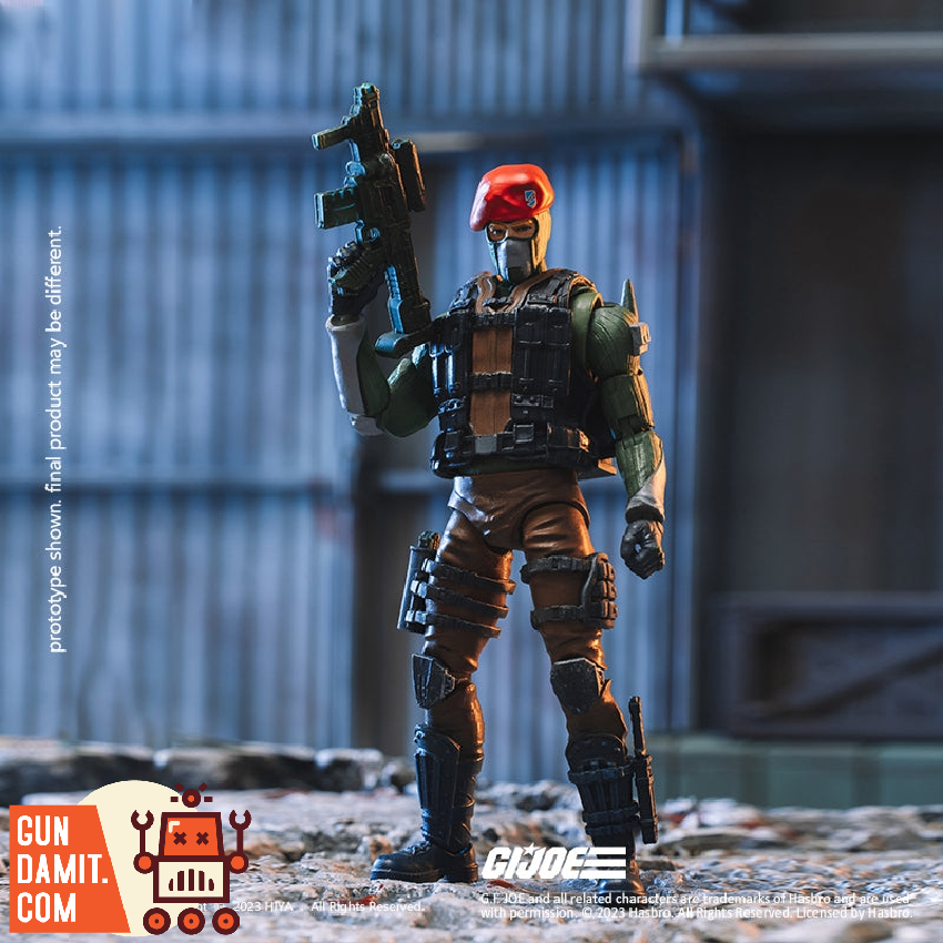 Hiya Toys 1/18 G.I.Joe Beach Head in green tactical vest with red beret holding assault rifle Hiya Toys 1/18 G.I.Joe Beach Head in green tactical vest with red beret holding assault rifle
