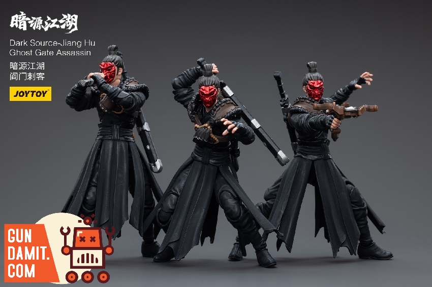 JoyToy Ghost Gate Assassin crossbow weapon close-up JoyToy Ghost Gate Assassin crossbow weapon close-up