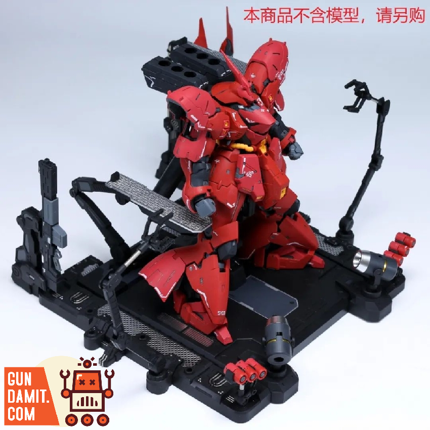 Effects Wings hanger with RG MSN-04 Sazabi Gundam displayed on maintenance platform Effects Wings hanger with RG MSN-04 Sazabi Gundam displayed on maintenance platform
